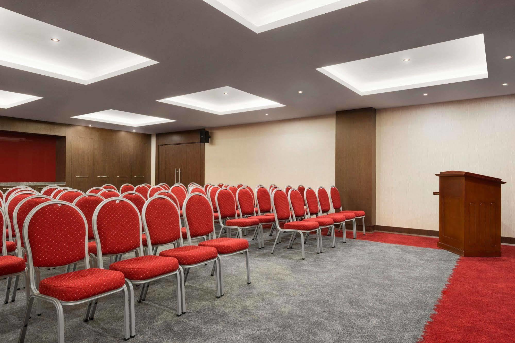 Ramada Encore Eskişehir Luaran gambar