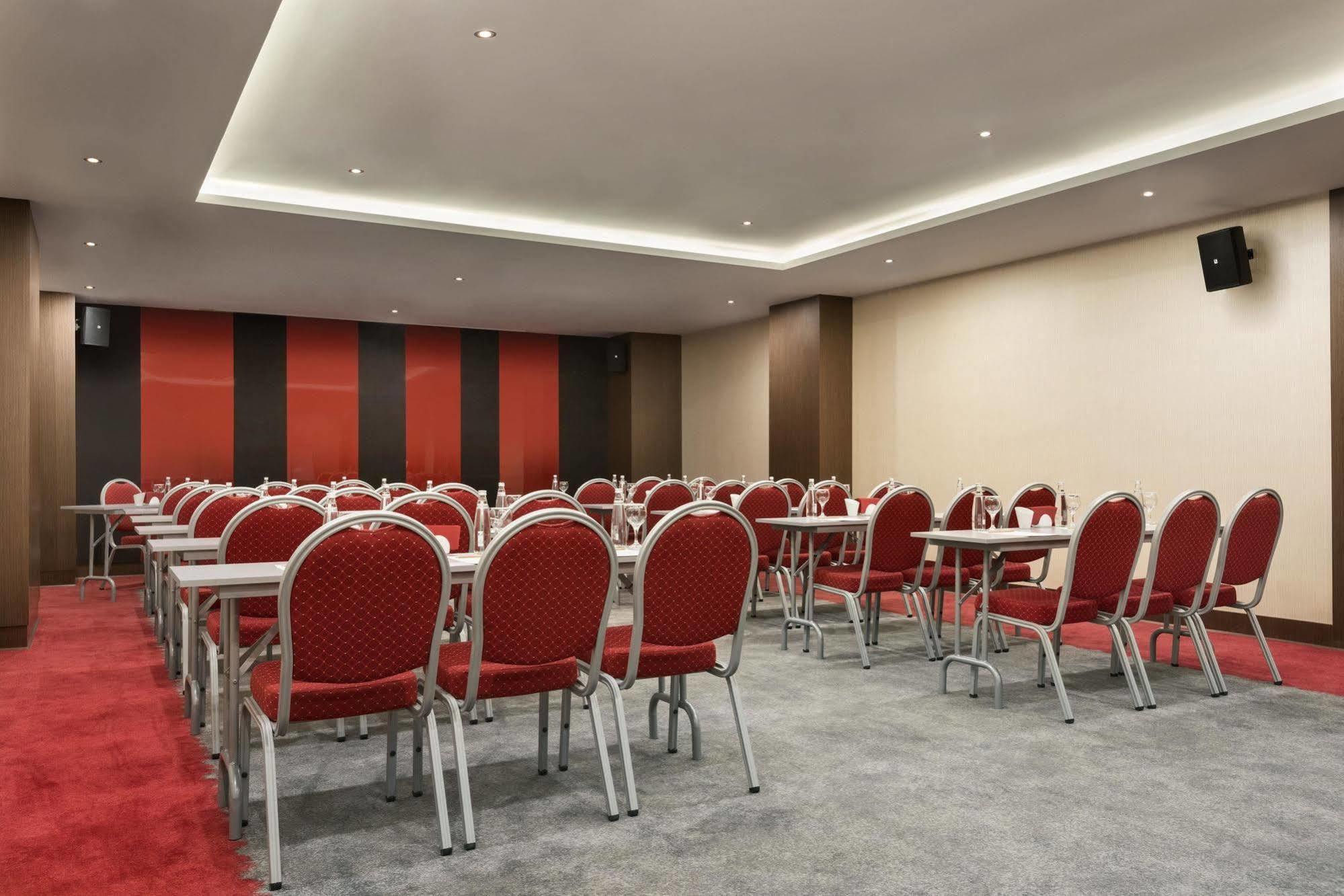 Ramada Encore Eskişehir Luaran gambar